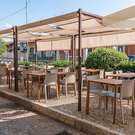 Da I Baldi Hotell Laveno